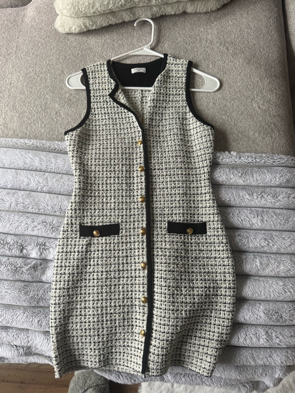 Aritzia Black & White Tweed Sleeveless Shift Dress